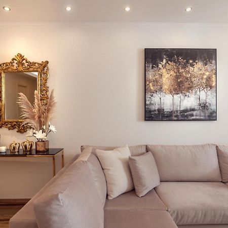 Maison Downtown Luxury Apartments! مدينة زاكينثوس المظهر الخارجي الصورة