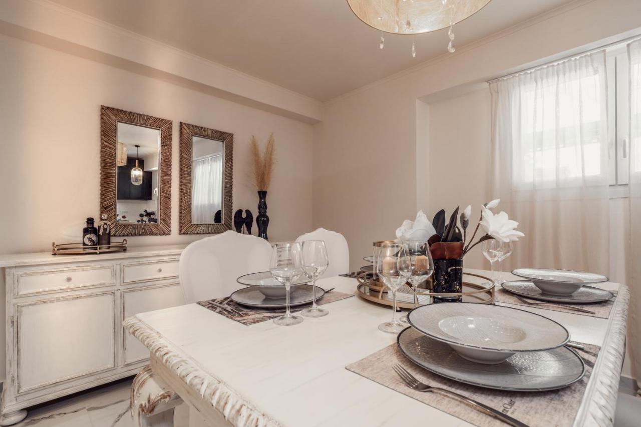 Maison Downtown Luxury Apartments! مدينة زاكينثوس المظهر الخارجي الصورة