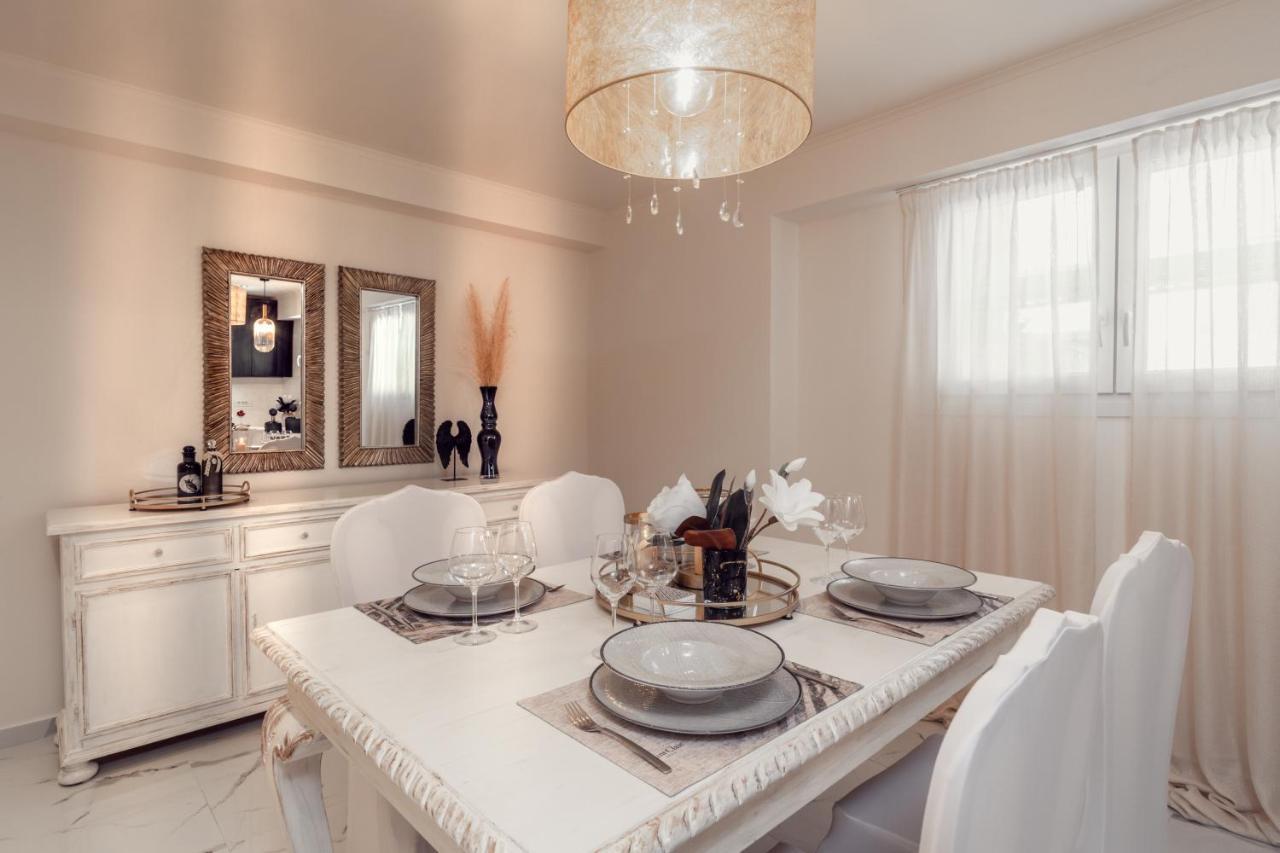 Maison Downtown Luxury Apartments! مدينة زاكينثوس المظهر الخارجي الصورة