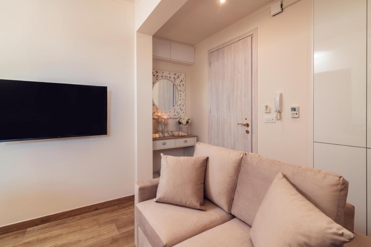 Maison Downtown Luxury Apartments! مدينة زاكينثوس المظهر الخارجي الصورة